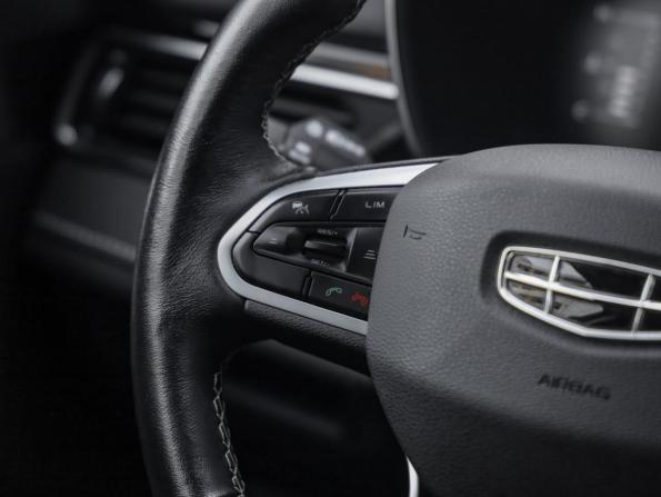Geely Atlas Pro с пробегом 2021 года, цена 1 900 000 рублей, 57150 км, внедорожник, Автокод Объявления