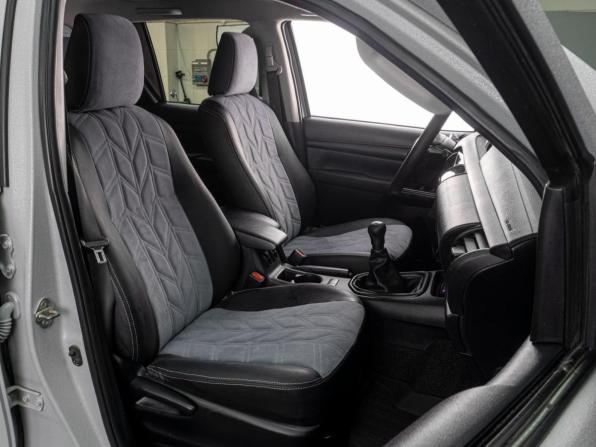 Toyota Hilux VIII с пробегом 2017 года, цена 3 584 000 рублей, 220667 км, offers.body_type.unknown, Автокод Объявления