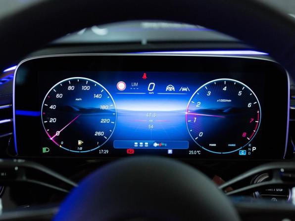 Новый Mercedes-Benz E-Класс VI (W214 S214) 2025 года, цена 10 210 000 рублей, седан, Автокод Объявления