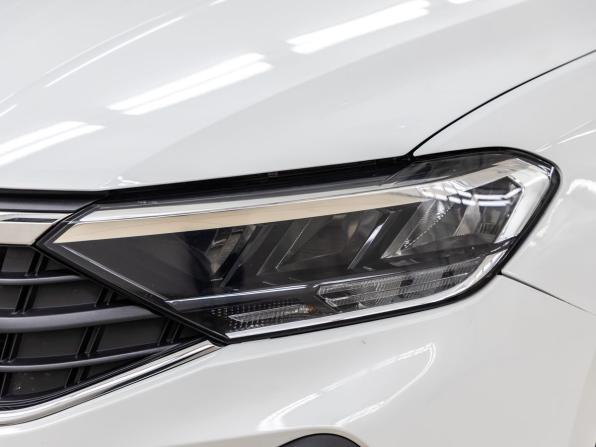 Volkswagen Polo VI с пробегом 2021 года, цена 1 598 000 рублей, 93090 км, лифтбек, Автокод Объявления