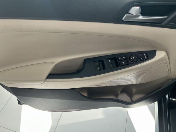 Hyundai Tucson III с пробегом 2018 года, цена 2 150 000 рублей, 136000 км, внедорожник, Автокод Объявления
