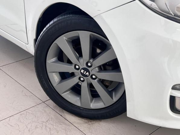 Kia Rio III Рестайлинг с пробегом 2015 года, цена 1 295 000 рублей, 157967 км, седан, Автокод Объявления