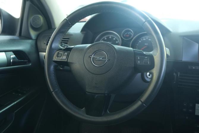 Opel Astra H Рестайлинг с пробегом 2010 года, цена 529 000 рублей, 192500 км, хэтчбек, Автокод Объявления