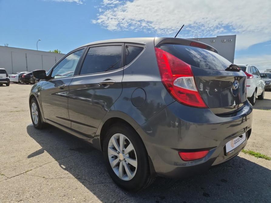 Hyundai Solaris I Саратов  - изображение 7
