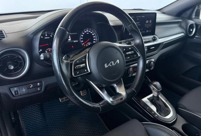 Kia Cerato IV Рестайлинг с пробегом 2021 года, цена 2 095 000 рублей, 85316 км, седан, Автокод Объявления