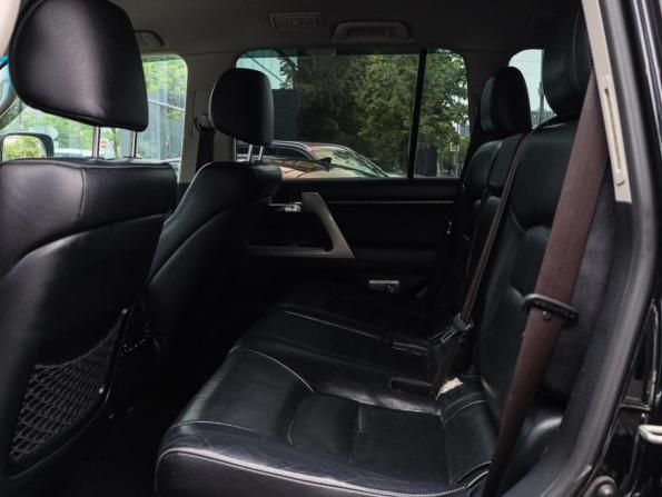 Toyota Land Cruiser 200 Series Рестайлинг 1 с пробегом 2012 года, цена 2 700 000 рублей, 332223 км, внедорожник, Автокод Объявления