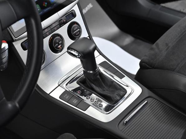 Volkswagen Passat B6 с пробегом 2007 года, цена 499 000 рублей, 229000 км, универсал, Автокод Объявления