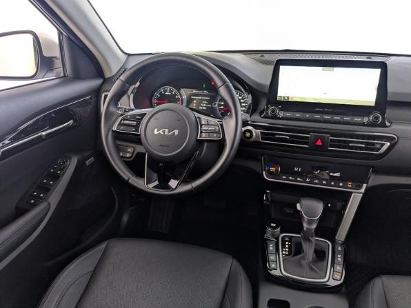 Kia Seltos I с пробегом 2022 года, цена 2 900 000 рублей, 7981 км, внедорожник, Автокод Объявления