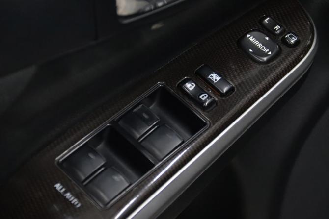 Toyota Camry VII (XV50) Рестайлинг с пробегом 2017 года, цена 1 570 170 рублей, 354213 км, седан, Автокод Объявления