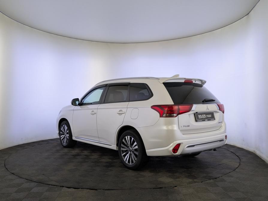 Mitsubishi Outlander III Рестайлинг 3 Москва  - изображение 7