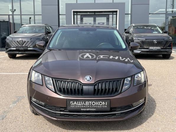 Skoda Octavia III (A7) Рестайлинг с пробегом 2018 года, цена 1 650 000 рублей, 137790 км, лифтбек, Автокод Объявления