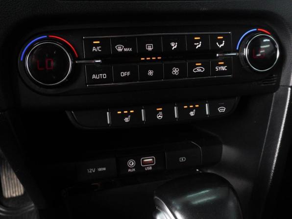 Kia Ceed III с пробегом 2019 года, цена 1 650 000 рублей, 199363 км, универсал, Автокод Объявления