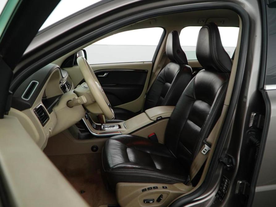 Volvo XC70 II Москва  - изображение 10