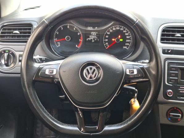Volkswagen Polo V Рестайлинг с пробегом 2020 года, цена 1 195 000 рублей, 120682 км, седан, Автокод Объявления