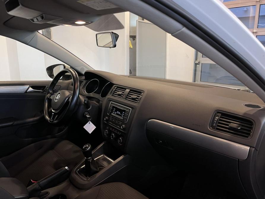 Volkswagen Jetta VI Рестайлинг Чебоксары  - изображение 12