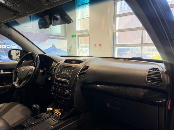 Kia Sorento II Рестайлинг с пробегом 2014 года, цена 1 650 000 рублей, 182866 км, внедорожник, Автокод Объявления
