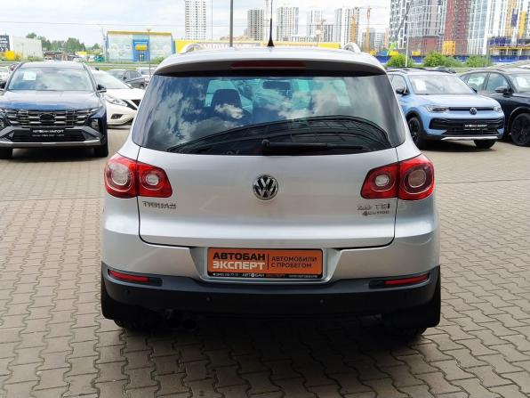 Volkswagen Tiguan I с пробегом 2010 года, цена 1 550 000 рублей, 124923 км, внедорожник, Автокод Объявления