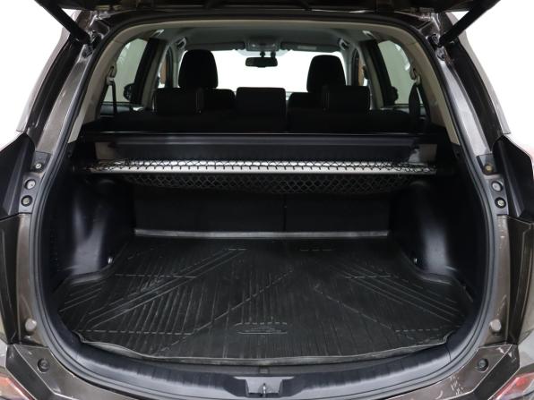 Toyota RAV4 IV (XA40) Рестайлинг с пробегом 2018 года, цена 1 700 000 рублей, 293807 км, внедорожник, Автокод Объявления