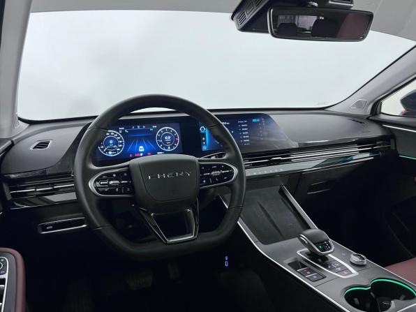 Omoda C5 I с пробегом 2023 года, цена 1 650 000 рублей, 39728 км, внедорожник, Автокод Объявления