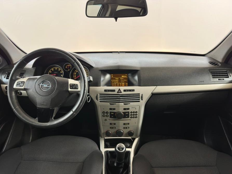 Opel Astra H Москва  - изображение 5