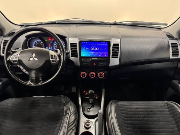 Mitsubishi Outlander II Рестайлинг с пробегом 2011 года, цена 1 080 000 рублей, 392478 км, внедорожник, Автокод Объявления