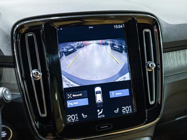 Volvo XC40 I с пробегом 2021 года, цена 3 199 700 рублей, 111846 км, внедорожник, Автокод Объявления