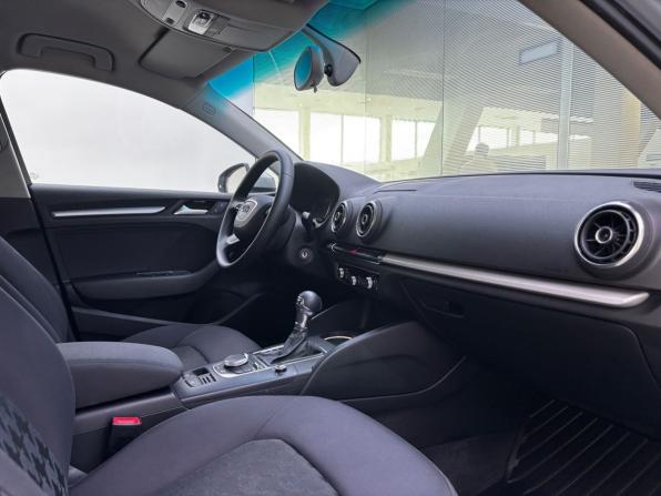 Audi A3 III (8V) с пробегом 2015 года, цена 1 575 000 рублей, 47556 км, седан, Автокод Объявления