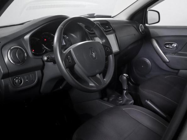 Renault Sandero II с пробегом 2016 года, цена 1 050 000 рублей, 60205 км, хэтчбек, Автокод Объявления