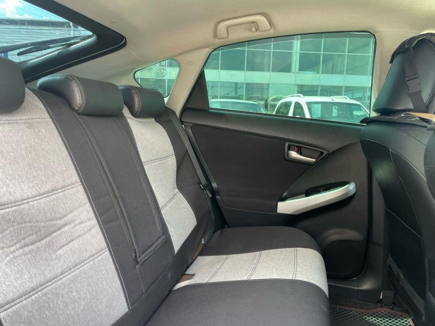 Toyota Prius III Рестайлинг (XW30) Краснодар  - изображение 23
