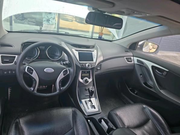 Hyundai Avante V с пробегом 2010 года, цена 850 000 рублей, 222000 км, седан, Автокод Объявления