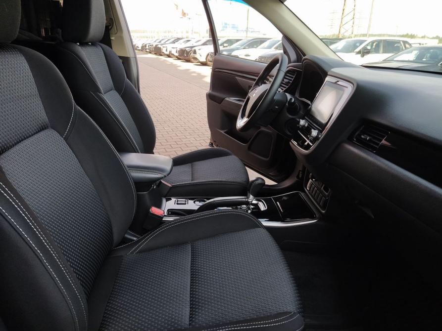 Mitsubishi Outlander III Рестайлинг 3 Екатеринбург  - изображение 21