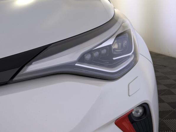 Toyota C-HR I Рестайлинг с пробегом 2021 года, цена 2 945 000 рублей, 55095 км, внедорожник, Автокод Объявления