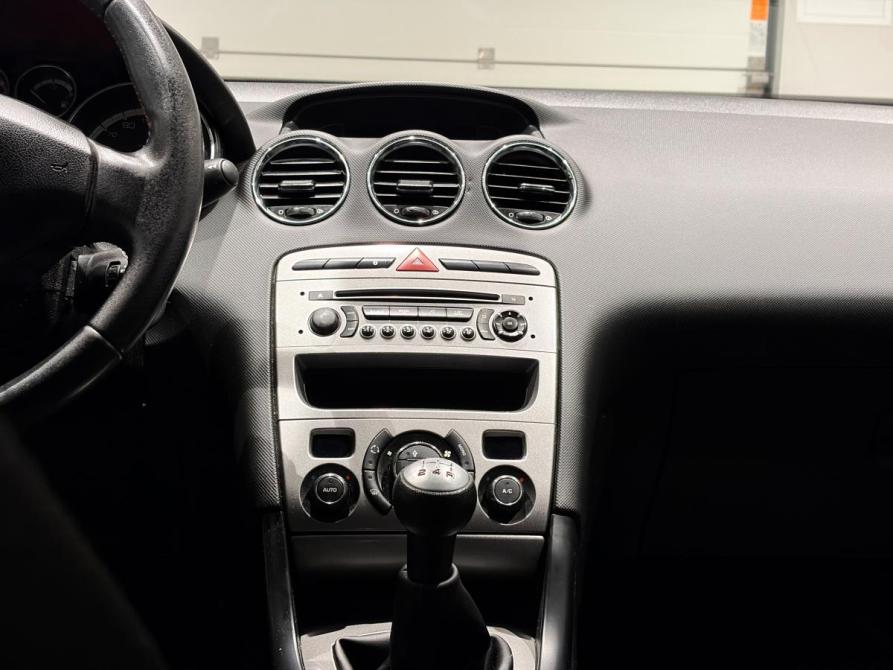 Peugeot 408 I Екатеринбург  - изображение 17