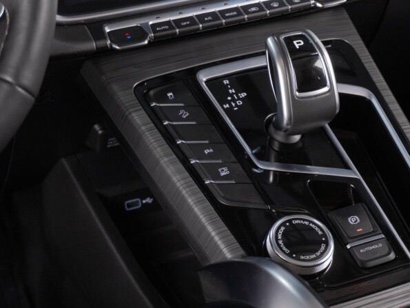 Geely Atlas Pro с пробегом 2022 года, цена 2 319 000 рублей, 61387 км, внедорожник, Автокод Объявления
