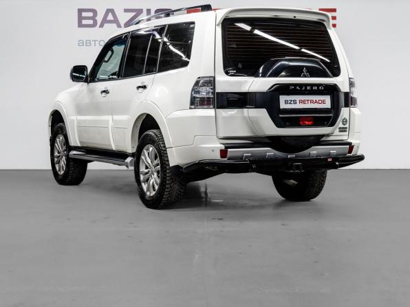 Mitsubishi Pajero IV Рестайлинг 2 с пробегом 2017 года, цена 3 399 000 рублей, 100581 км, внедорожник, Автокод Объявления