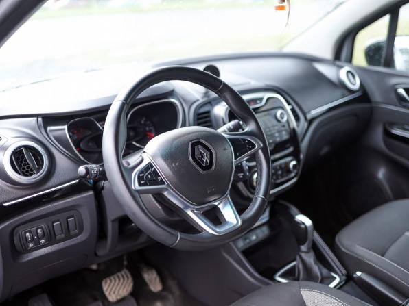 Renault Kaptur I Рестайлинг с пробегом 2020 года, цена 1 570 000 рублей, 85293 км, внедорожник, Автокод Объявления