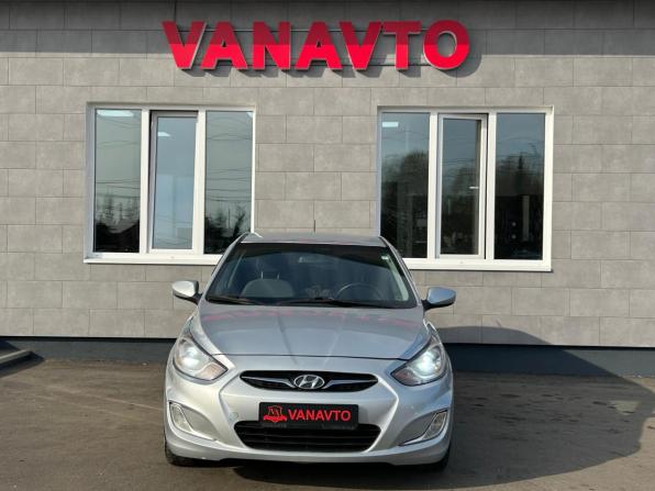 Hyundai Solaris I с пробегом 2013 года, цена 780 000 рублей, 159516 км, хэтчбек, Автокод Объявления