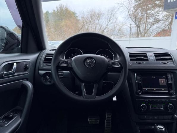 Skoda Yeti I Рестайлинг с пробегом 2017 года, цена 1 449 000 рублей, 209729 км, внедорожник, Автокод Объявления