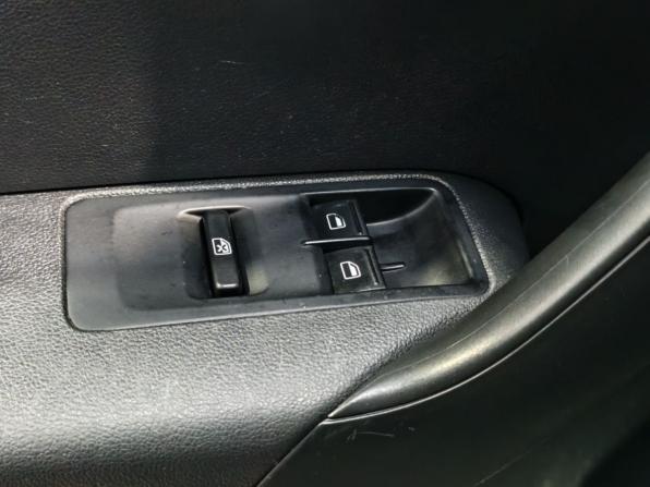 Volkswagen Polo V с пробегом 2015 года, цена 767 000 рублей, 181424 км, седан, Автокод Объявления