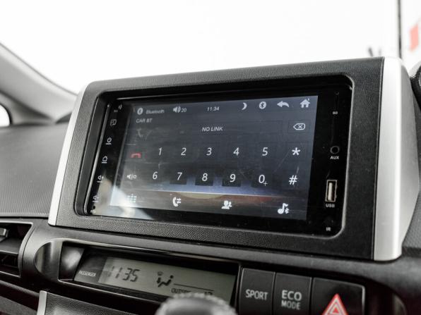 Toyota Wish II с пробегом 2010 года, цена 1 050 500 рублей, 237479 км, минивэн, Автокод Объявления