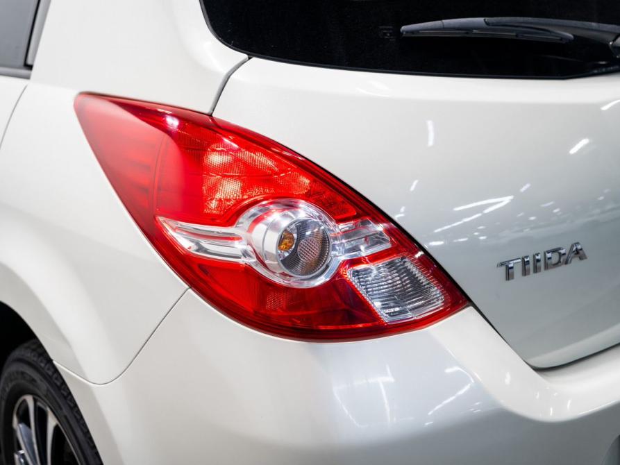 Nissan Tiida I Чита  - изображение 18
