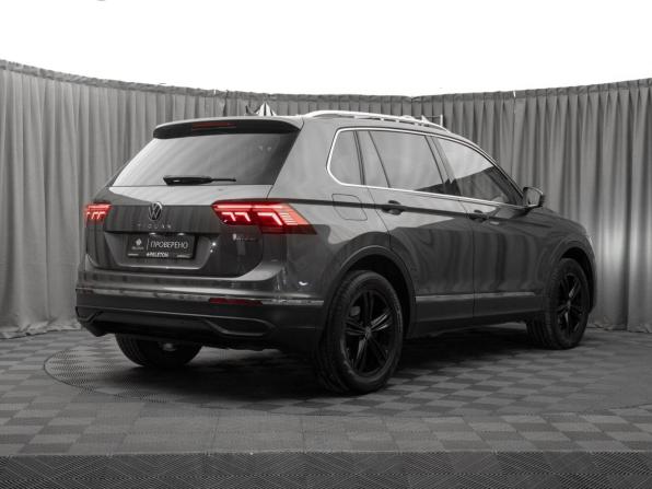Volkswagen Tiguan II Рестайлинг с пробегом 2021 года, цена 3 440 000 рублей, 64548 км, внедорожник, Автокод Объявления