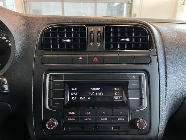 Volkswagen Polo V с пробегом 2011 года, цена 595 000 рублей, 224104 км, седан, Автокод Объявления