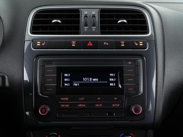 Volkswagen Polo V Рестайлинг с пробегом 2020 года, цена 1 346 077 рублей, 141332 км, седан, Автокод Объявления