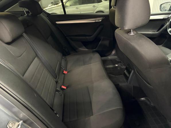 Skoda Octavia III (A7) с пробегом 2015 года, цена 1 327 000 рублей, 229000 км, лифтбек, Автокод Объявления