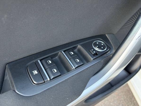 Kia Ceed III с пробегом 2019 года, цена 1 385 000 рублей, 179000 км, универсал, Автокод Объявления