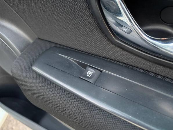 Renault Megane III Рестайлинг 2 с пробегом 2014 года, цена 630 000 рублей, 120878 км, хэтчбек, Автокод Объявления