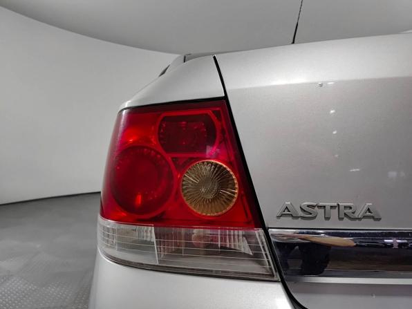 Opel Astra H Рестайлинг с пробегом 2011 года, цена 370 000 рублей, 280273 км, седан, Автокод Объявления