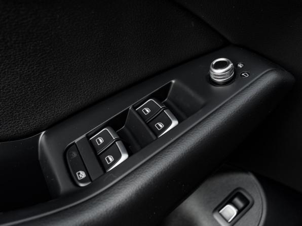 Audi Q5 I (8R) Рестайлинг с пробегом 2012 года, цена 1 990 000 рублей, 226043 км, внедорожник, Автокод Объявления