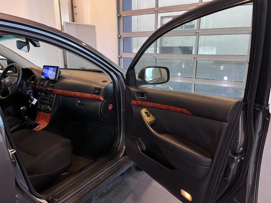Toyota Avensis II Рестайлинг Чебоксары  - изображение 27